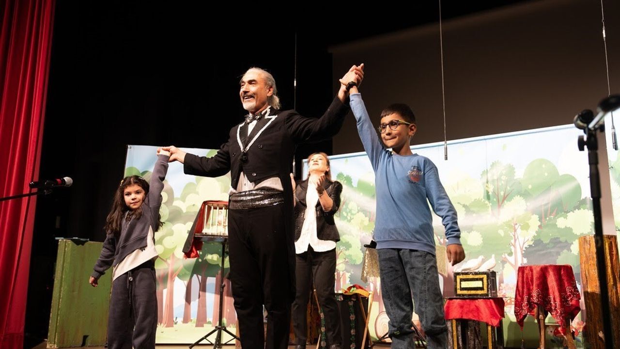 Gölbaşı'da 'Çocuk Tiyatrosu Günleri'ne 4 bin 123 çocuk katıldı