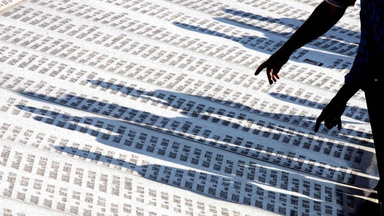 Grabovica: 'Sarajevo Safari' belgeseliyle Saraybosna'da para karşılığı 'insan avı' iddialarını öğrendik