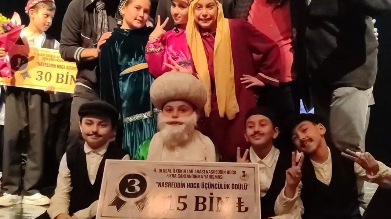 Gülkent İlkokulu 'Aronyalar' Ekibi Nasreddin Hoca Yarışması Türkiye Üçüncüsü