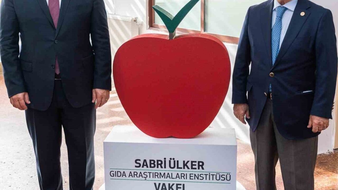 Hacettepe Üniversitesi ve Sabri Ülker Vakfı 'Gıda ve Beslenme Okuryazarlığı Uygulama Alanı'nı açtı