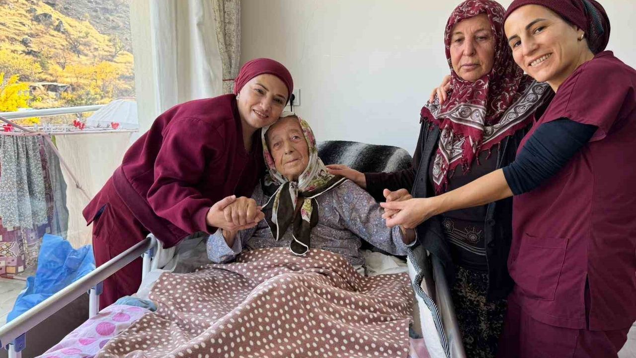 Hacılar'da Evde Bakım Projesi: Yatağa Bağımlı Vatandaşlara Düzenli Sağlık ve Kişisel Bakım