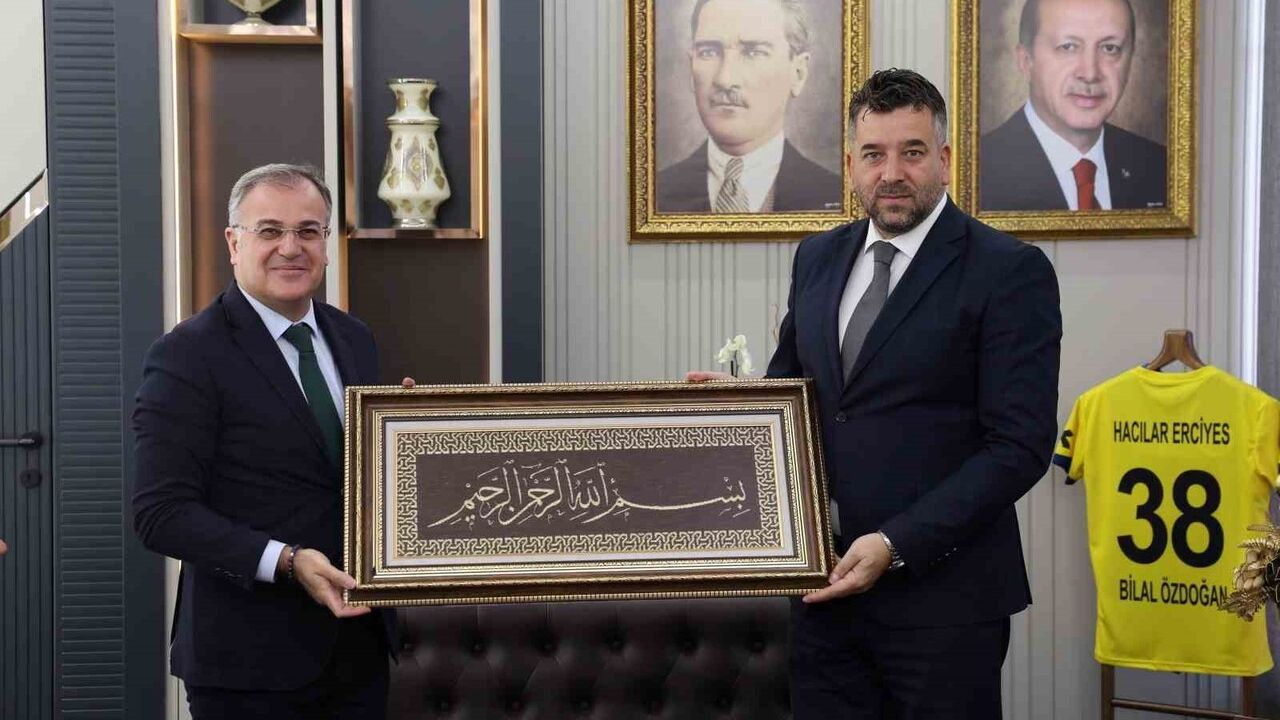 Hacılar ile Bosna-Hersek’in Hadii Belediyesi arasındaki 10 yıllık kardeşlik protokolü süresiz uzatıldı