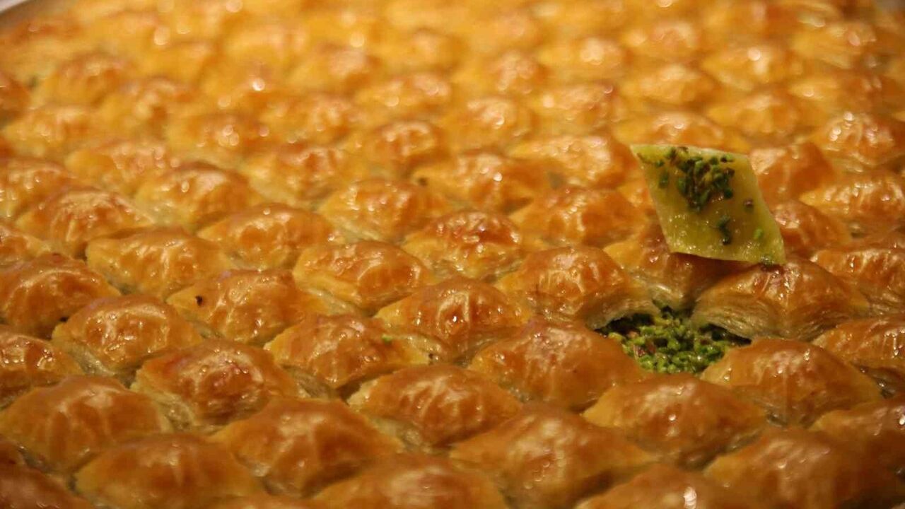 Hamido Baklava Gaziantep'in Geleneksel Tatlı Geleneğini Güven ve Kaliteyle Taşıyor