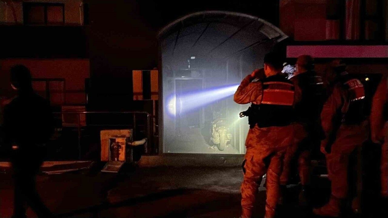 Hatay Belen'de galeride çıkan yangın: 2 ölü, 14 kişi hastanede tedavi altında