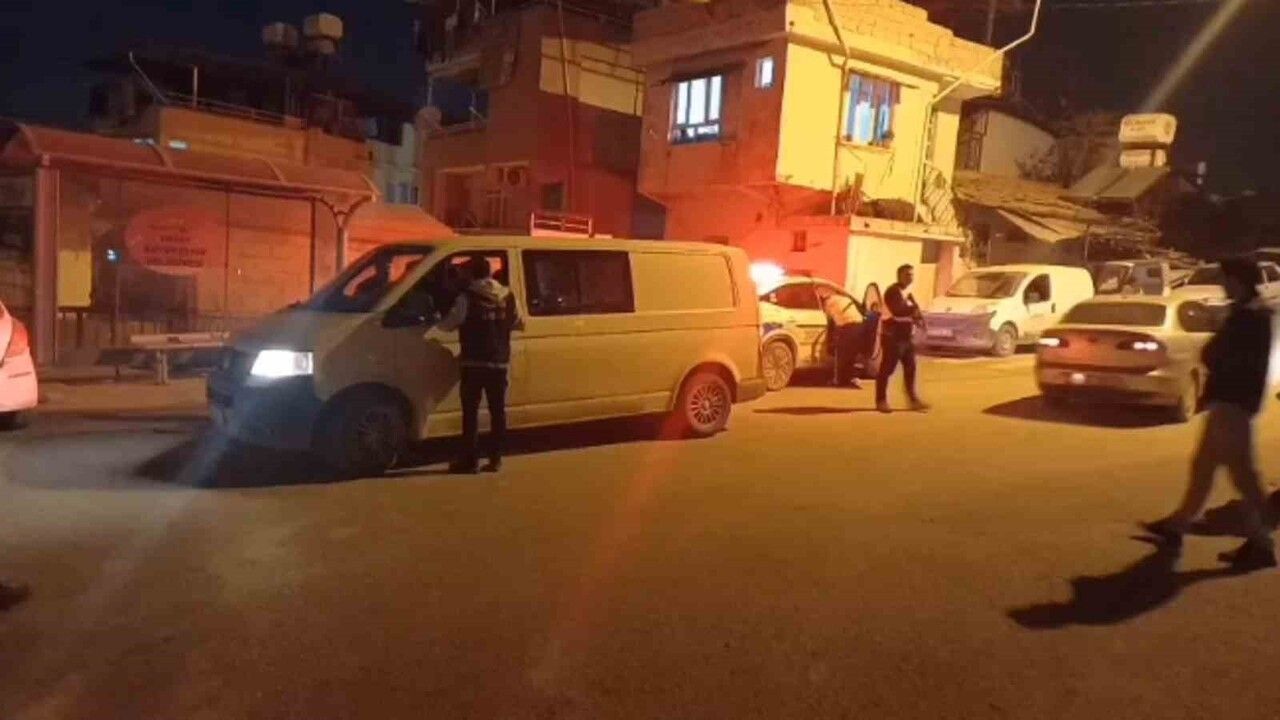 Hatay'da Narvas ve masaj/SPA denetimleri: 507 kişi sorgulandı, uyuşturucu maddeler ele geçirildi