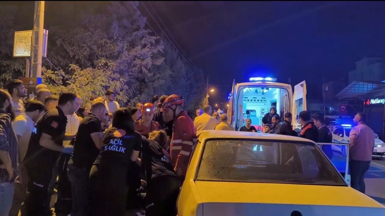 Hatay Dörtyol’da cip ile otomobilin kafa kafaya çarpışması: 3 yaralı