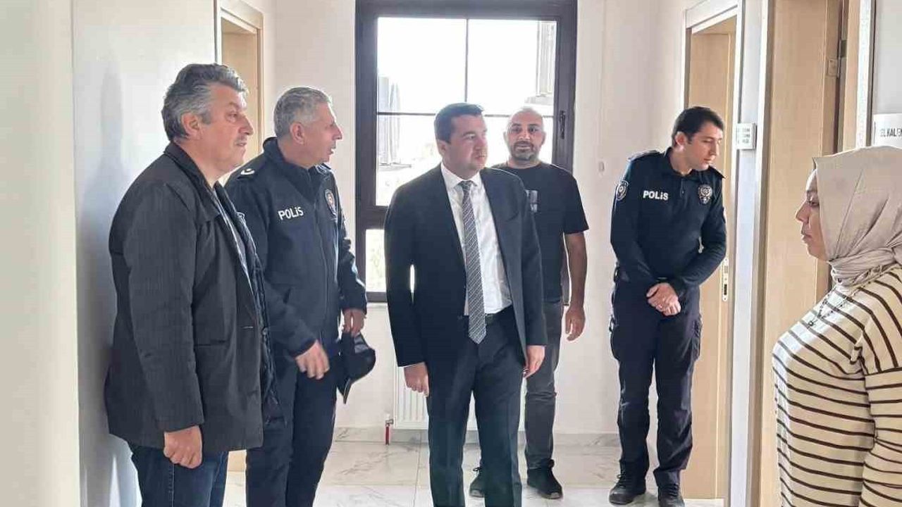 Havran Kaymakamı Muhammed Evlice yeni ilçe emniyet müdürlüğü hizmet binasını inceledi