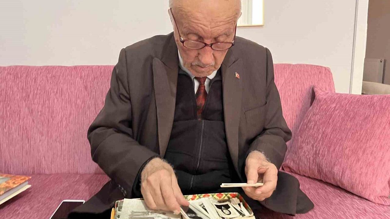 Hayrabolu’da 85 yaşındaki Mustafa Hoca: Öğretmenler Günü’nü ilk günkü heyecanla karşılıyor
