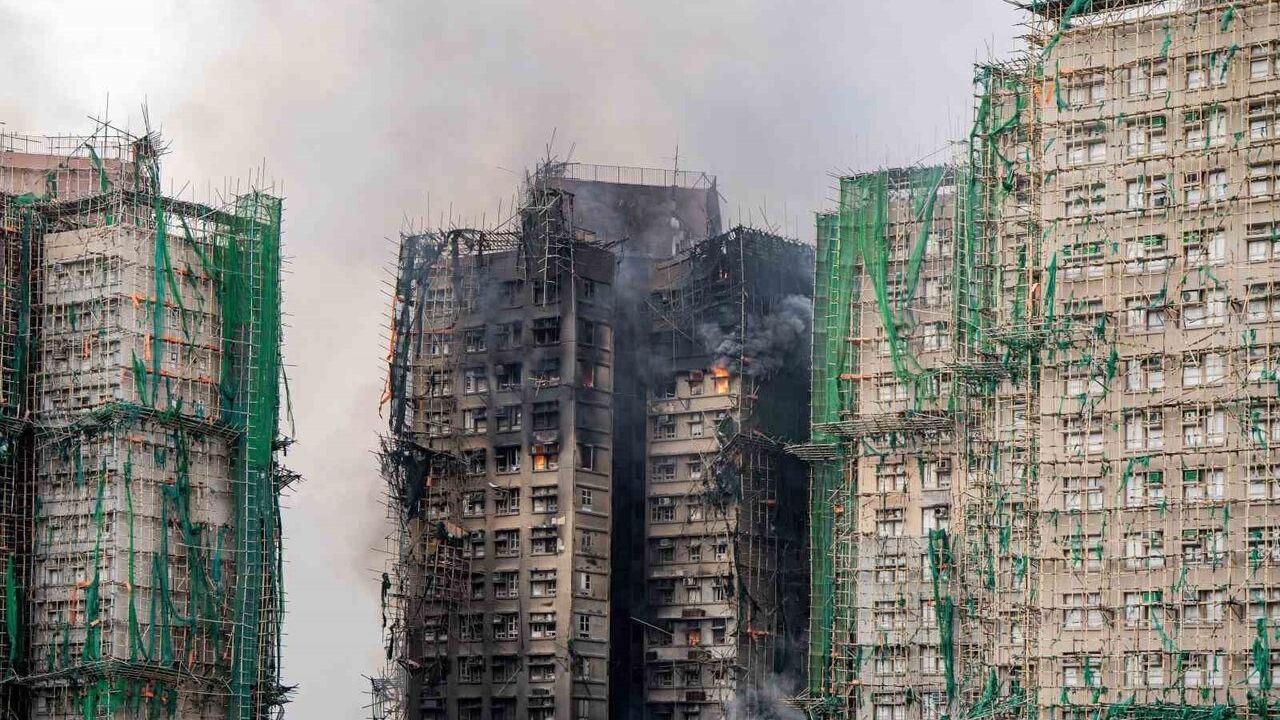 Hong Kong’daki Tai Po yangınında can kaybı 55’e yükseldi