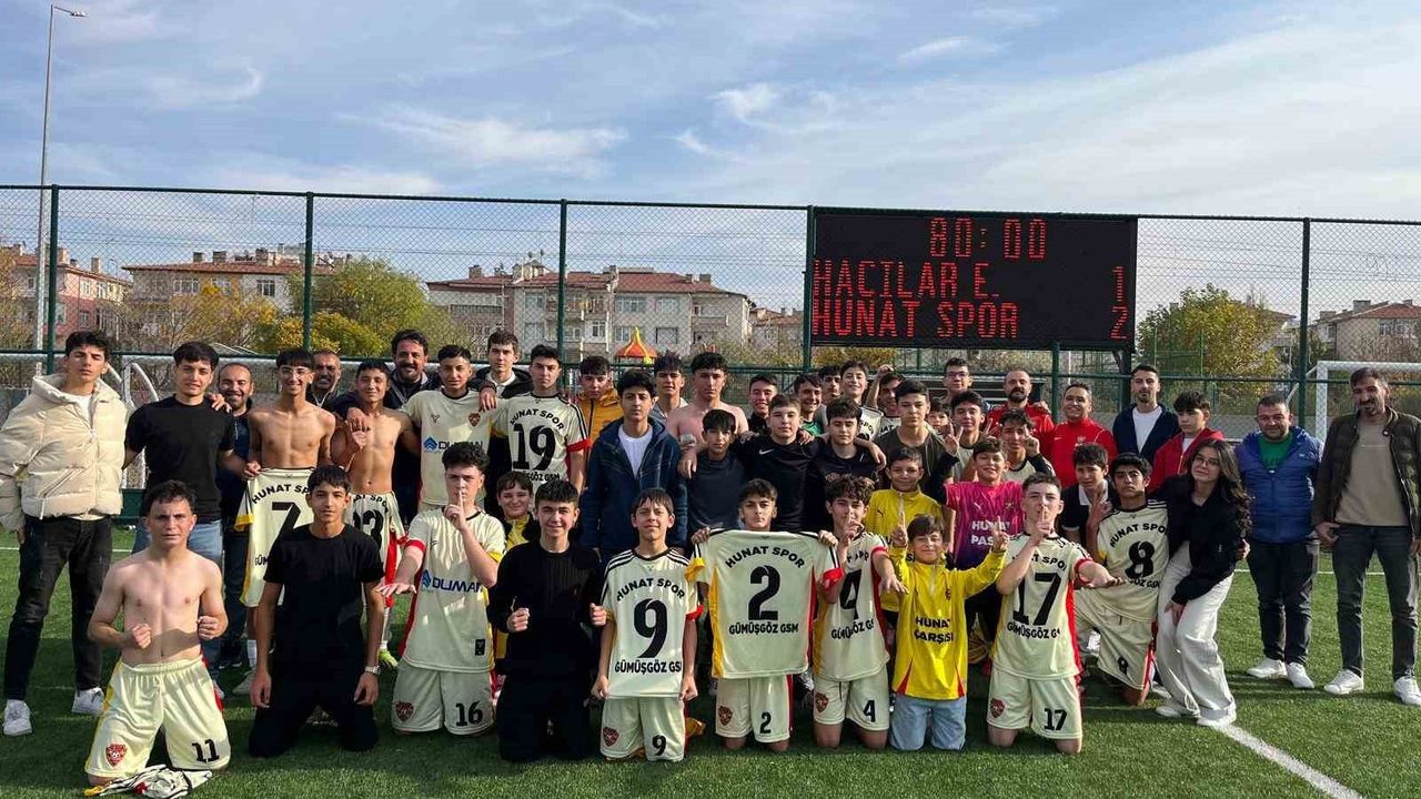 Hunatspor U16, Kayseri Ligi'nde Play-Off vizesi aldı