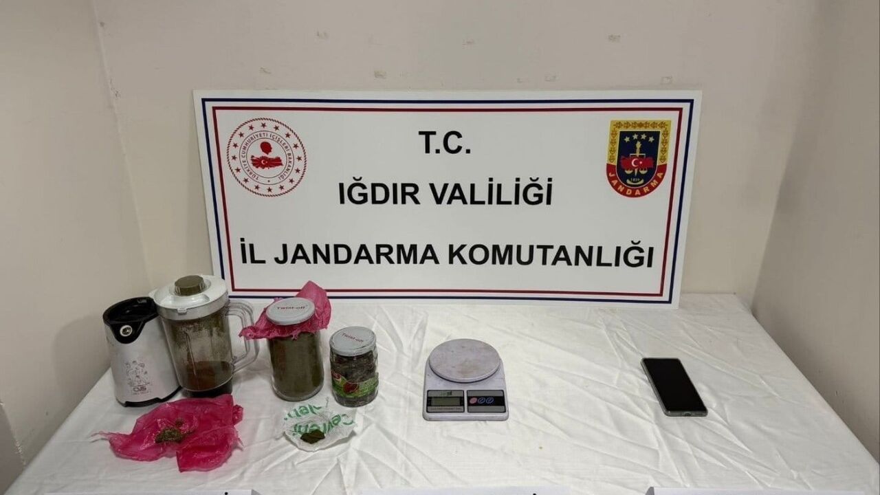 Iğdır'da Jandarma Operasyonu: Uyuşturucu Ele Geçirildi, 1 Kişi Tutuklandı