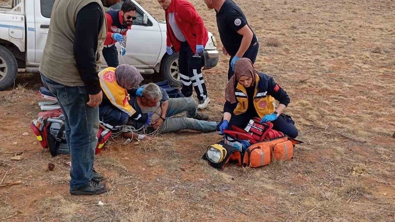 Ilgın'da dağlık alanda kalp krizi geçiren çoban hava ambulansıyla hastaneye kaldırıldı