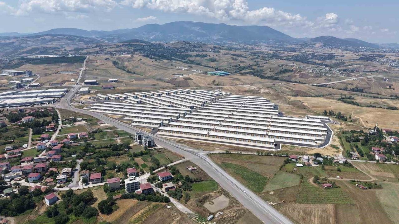 İlkadım Belediye Meclisi Kasım Gündemini Belirledi: Çevre Ajansı Hibesi Karara Bağlandı, Diğer Maddeler Komisyonlara Havale Edildi