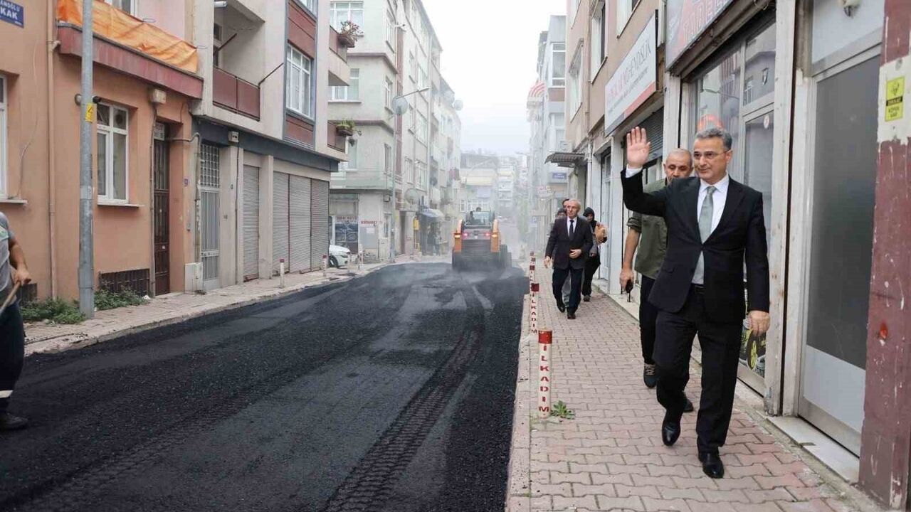 İlkadım'da yol çalışmaları sürüyor: Başkan İhsan Kurnaz 94 milyon TL tasarrufu açıkladı