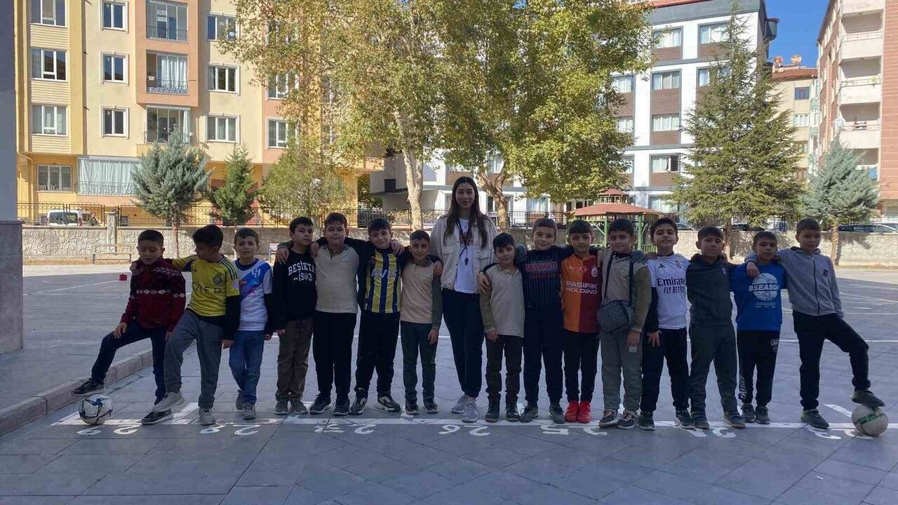 İlkokullarda 'Spora İlk Adım' projesi 2025-2026 döneminde de devam ediyor