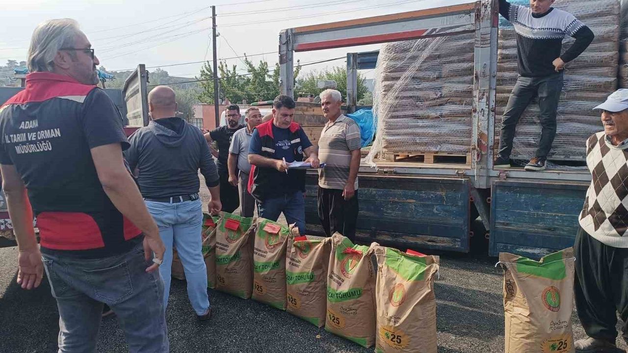 İmamoğlu'nda Yangın Sonrası Üreticilere 9 bin 75 kilogram Buğday Tohumu Desteği