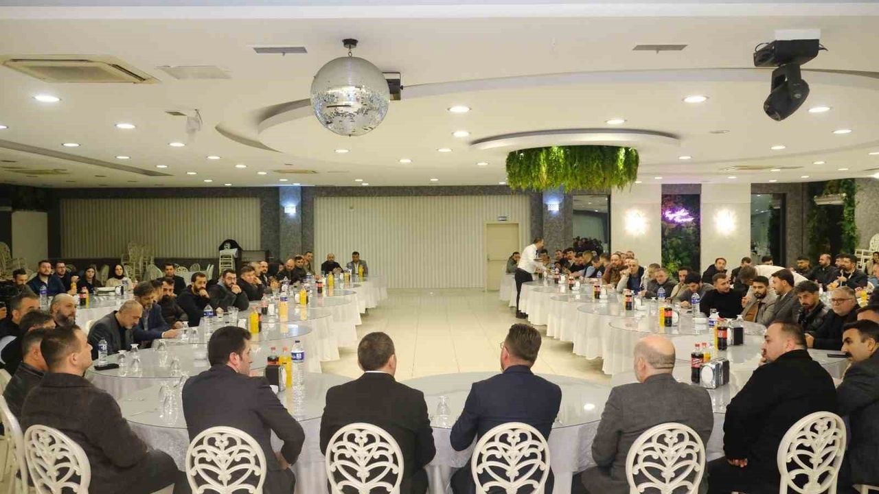 İnegöl Marangoz ve Mobilyacılar Odası'nda kongre öncesi Yasin Altuntepe başkan adaylığını açıkladı