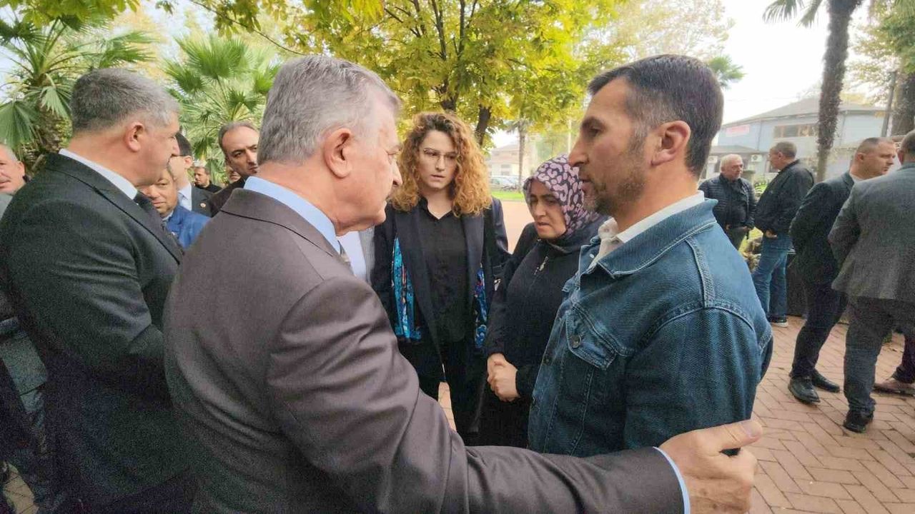 İsmet Büyükataman Mustafakemalpaşa’da şehit ve gazi aileleriyle buluştu