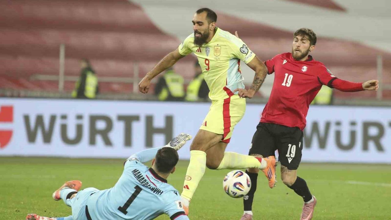 İspanya, Gürcistan'ı 4-0 mağlup ederek E Grubu'nda 5'te 5 yaptı