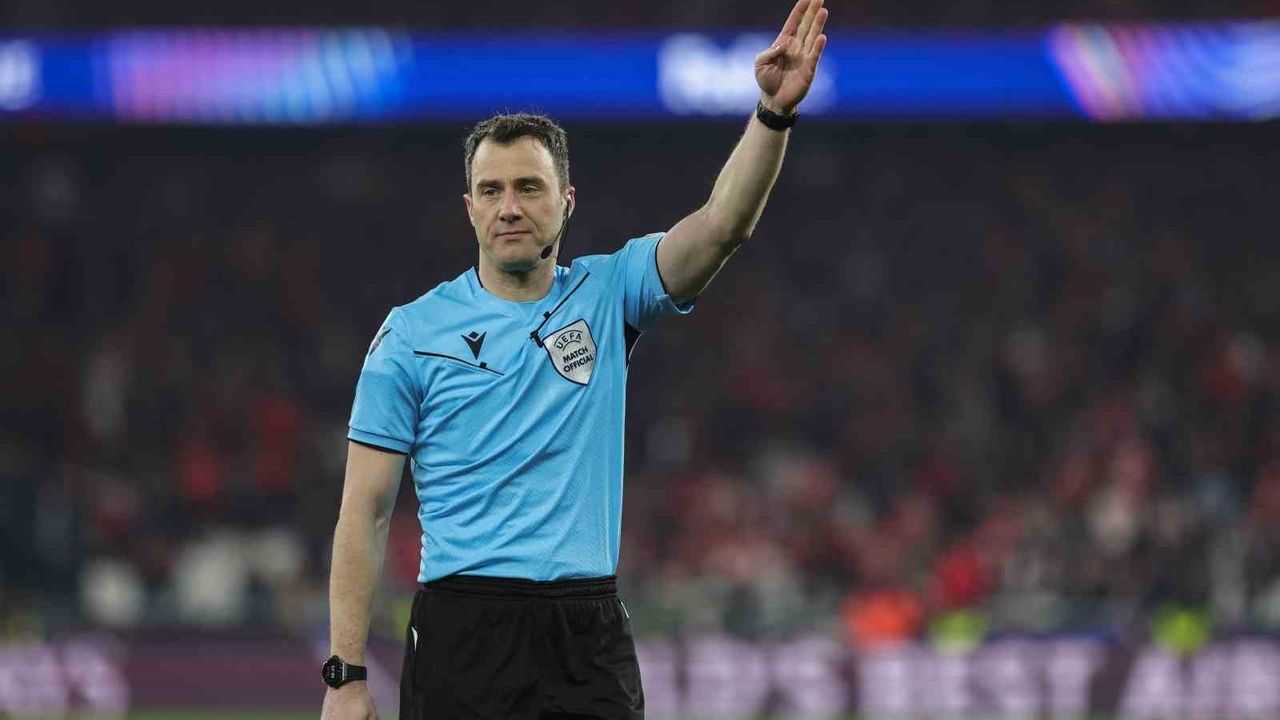 İspanya-Türkiye maçının hakemleri açıklandı: Felix Zwayer düdük çalacak