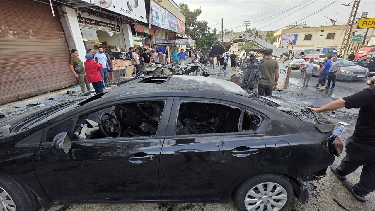 İsrail'in Nebatiye'deki İHA saldırısında 1 kişi öldü, 7 kişi yaralandı