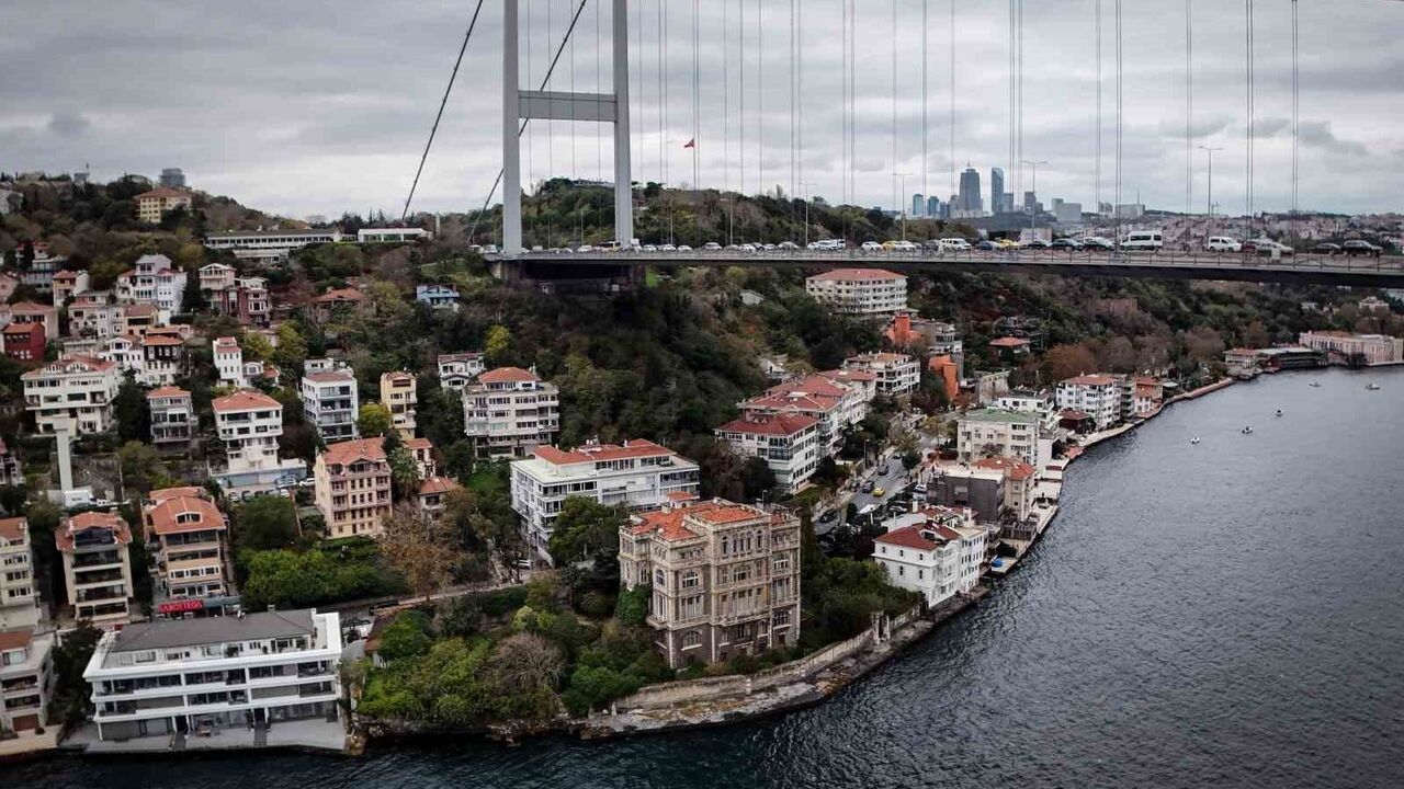 İstanbul Boğazı'nın Tarihi Zeki Paşa Yalısı Satışa Çıktı