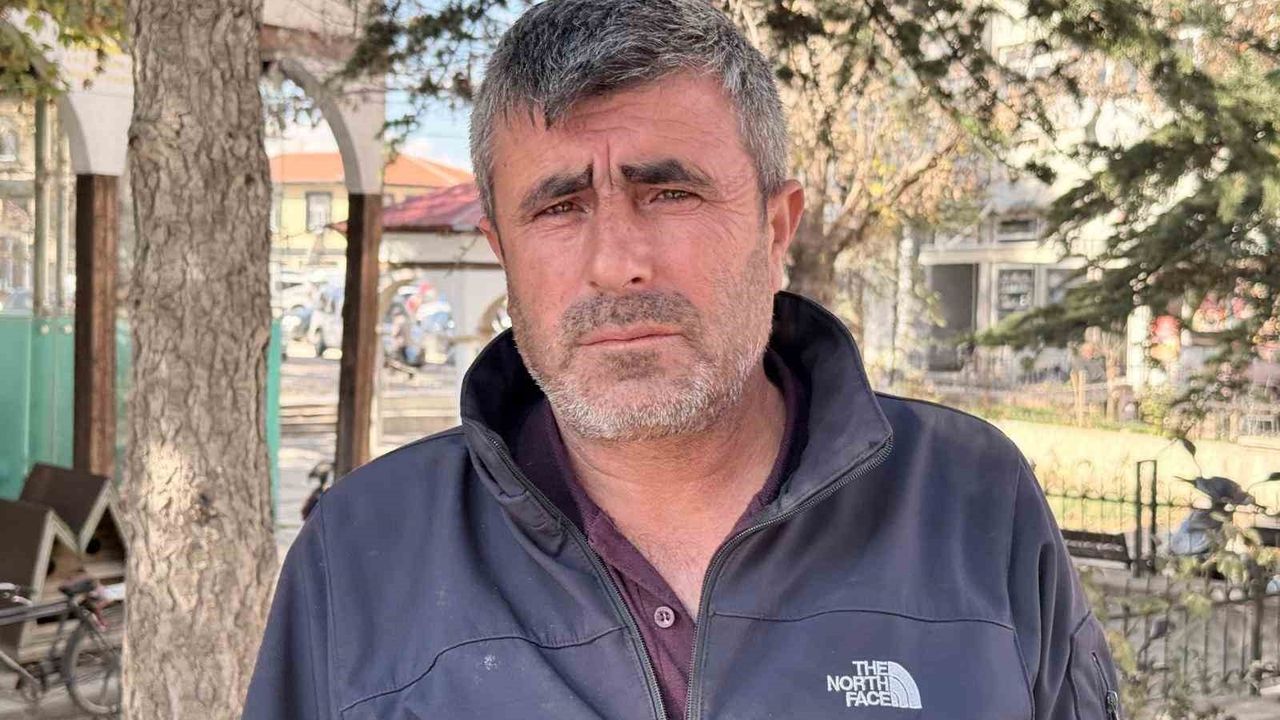 İstanbul'da gıda zehirlenmesi şüphesi: Anne ile iki çocuk hayatını kaybetti, baba entübe edildi