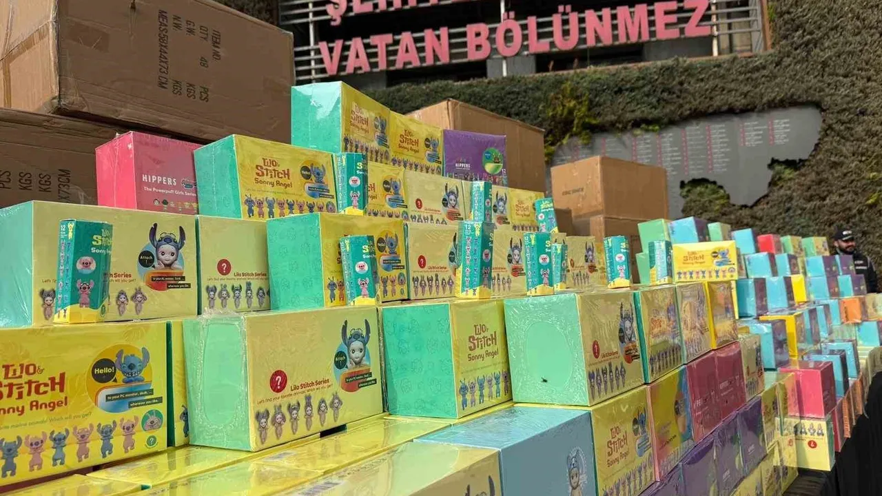 İstanbul’da kaçak oyuncak operasyonu: 125 bin 875 ürün ele geçirildi, 2 gözaltı