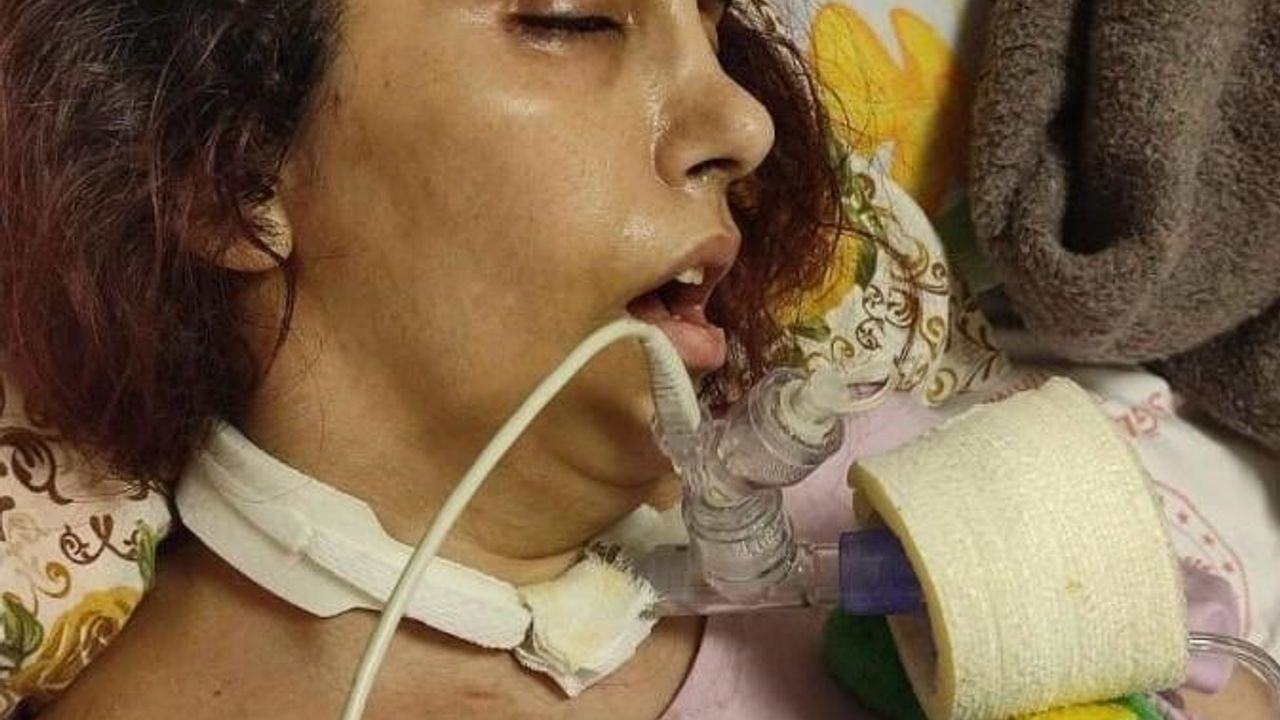 İzmir'de ikiz anne Türkan Toprak: Beyin felcinden rehabilitasyona ve sosyal medyada ilham veren geri dönüş