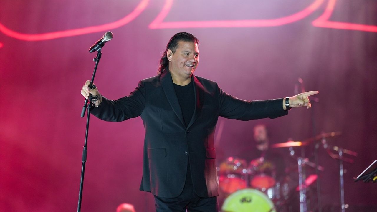 İzmir Kültür Yolu Festivali 9 Günde Yüzlerce Etkinlikle Sona Erdi