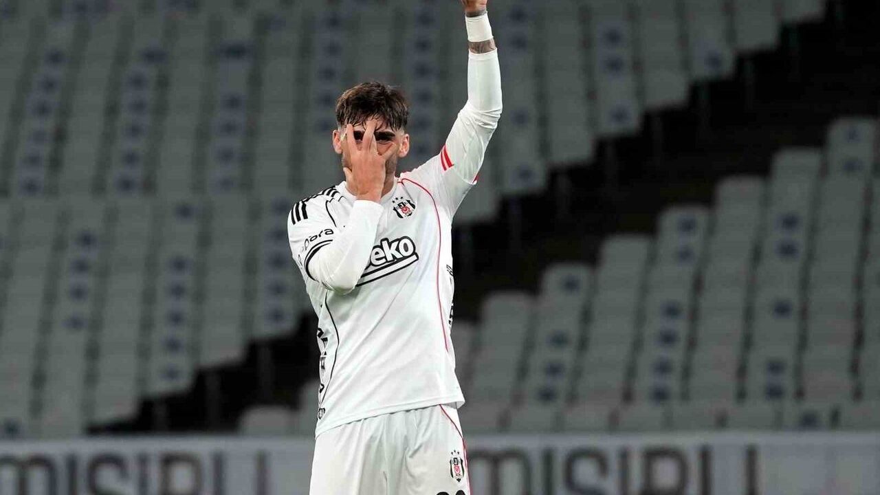 Jota Silva, ilk 11'de başladığı Fatih Karagümrük maçında golünü attı