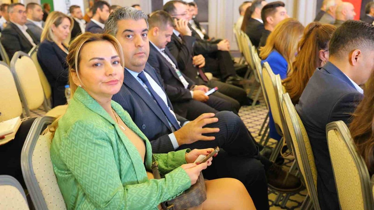 Kahramanmaraş’ta KASİAD Ekonomi Zirvesi: İhracatta Toparlanma ve Sanayi Kapasitesi Tartışıldı