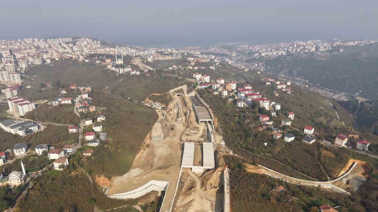 Kanuni Bulvarı'nda yaklaşık 23 km tamamlandı; Trabzon trafiğinde rahatlama hedefleniyor