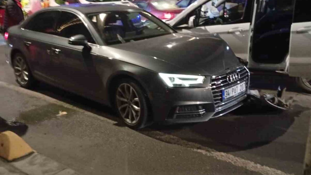 Kapaklı'da Pınar Bulvarı'nda iki otomobil çarpıştı: 1 yaralı