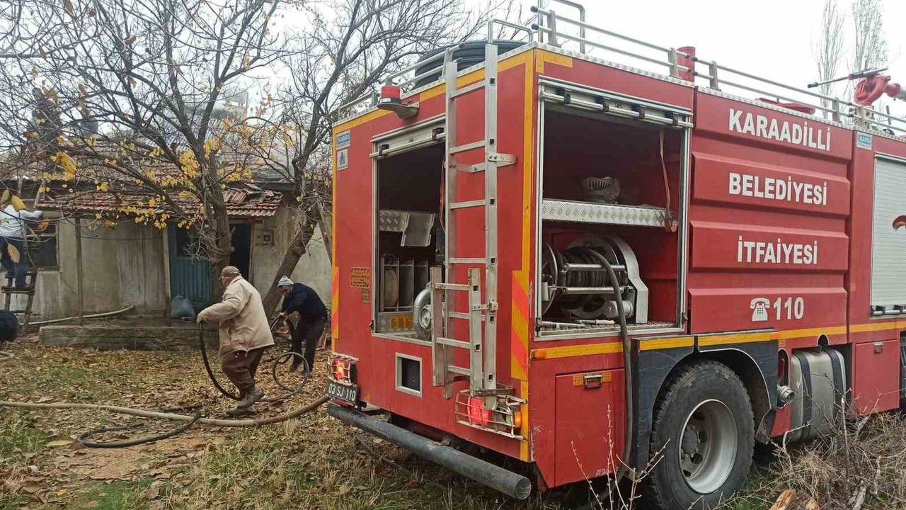 Karaadilli'de ev yangını itfaiyenin hızlı müdahalesiyle kontrol altına alındı