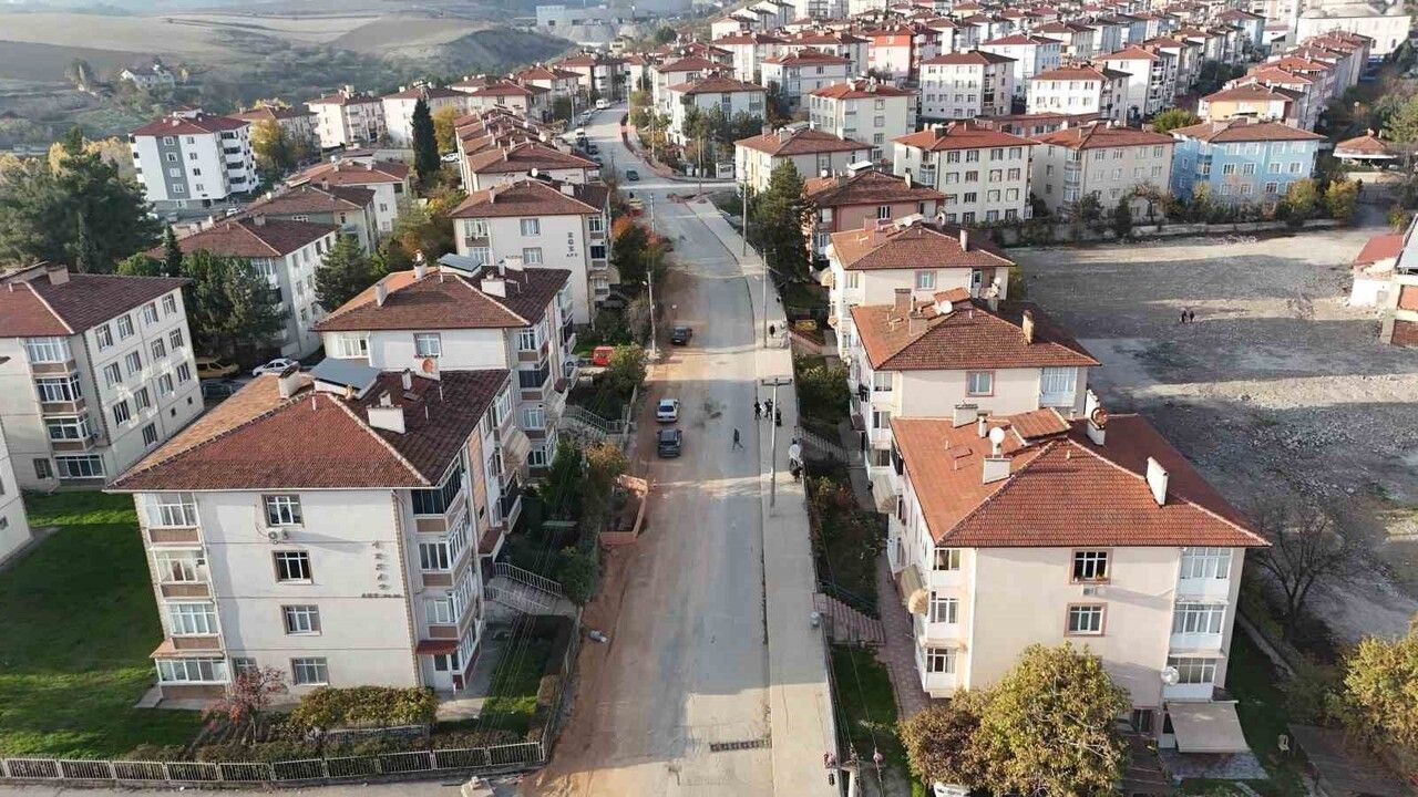Karabük'te elektrik hatları yer altına alınıyor: 5000 Evler, Kılavuzlar ve 100. Yıl Mahallelerinde başladı