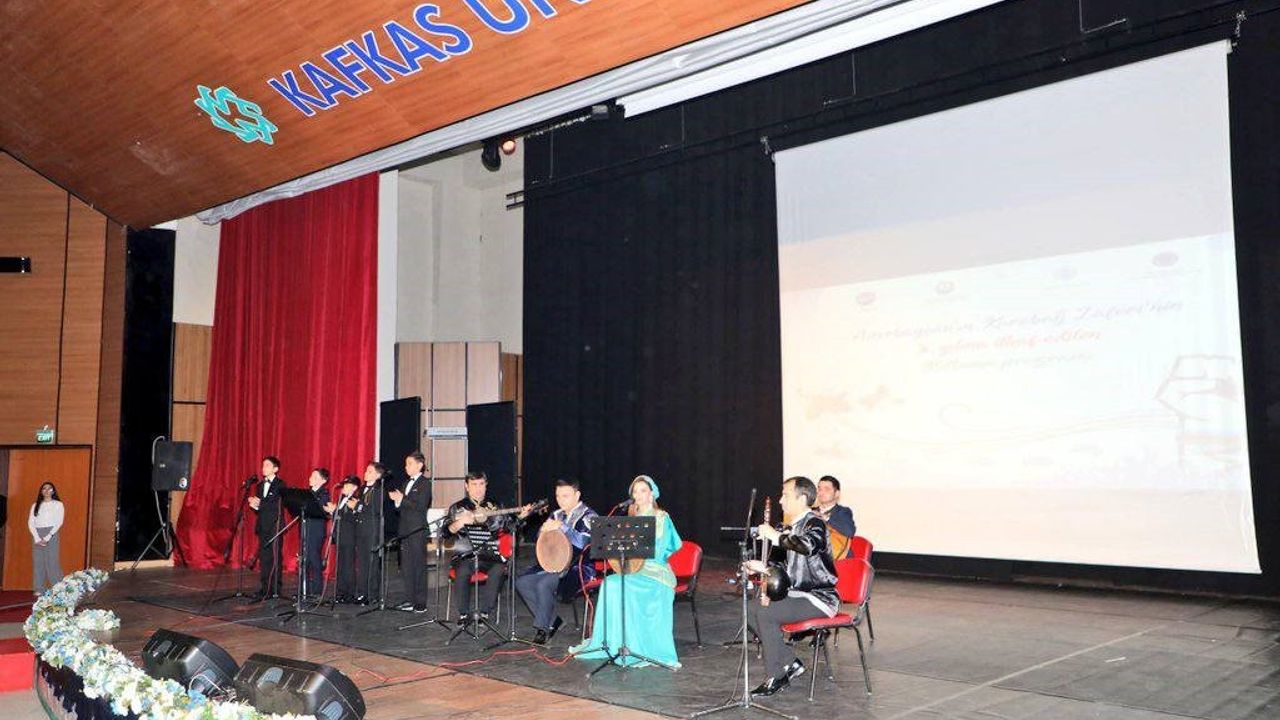 Kars'ta Karabağ Zaferi'nin 5'inci yıldönümü etkinliklerle kutlandı