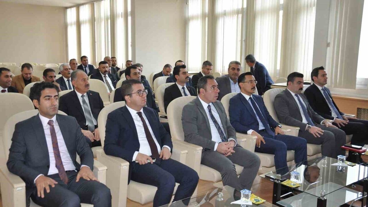 Kars’ta Taşkın Koordinasyon Kurulu Toplantısı: Vali Ziya Polat Başkanlığında Önlemler Ele Alındı