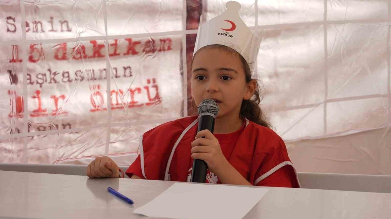 Kartal'da Kızılay Haftası, Öğrenci Etkinlikleriyle Anlamlandı