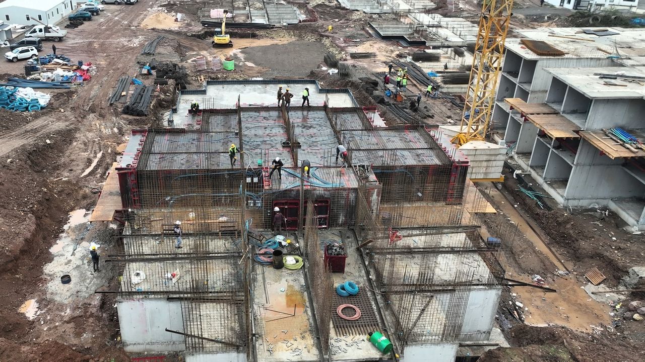 Kartepe Kent Konut Evleri'nde inşaat ilerliyor: 12 blok, 144 konut 2026 teslim hedefi