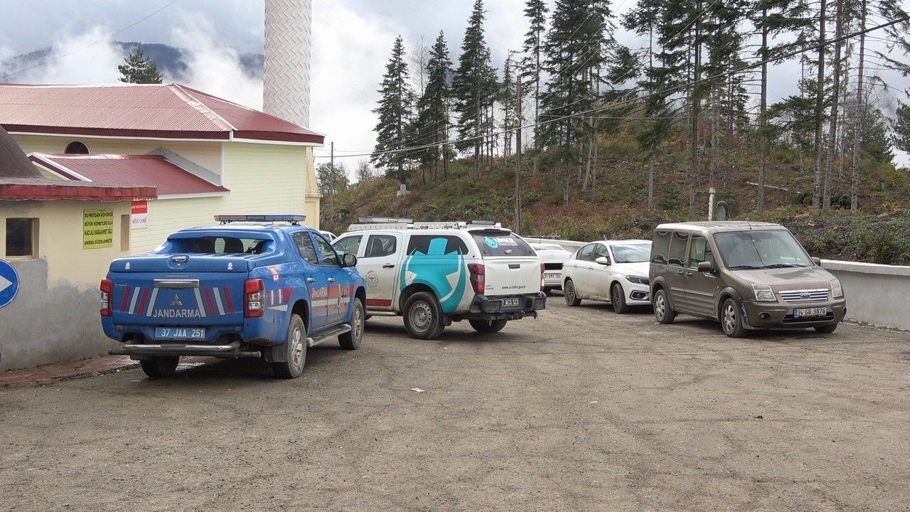 Kastamonu Bozkurt'ta anne ve oğlunun cesedinin bulunduğu bölgede arama çalışmaları sonlandırıldı