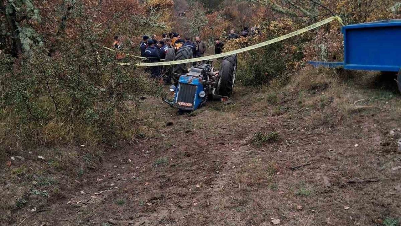 Kastamonu İhsangazi'de traktör devrildi: sürücü hayatını kaybetti