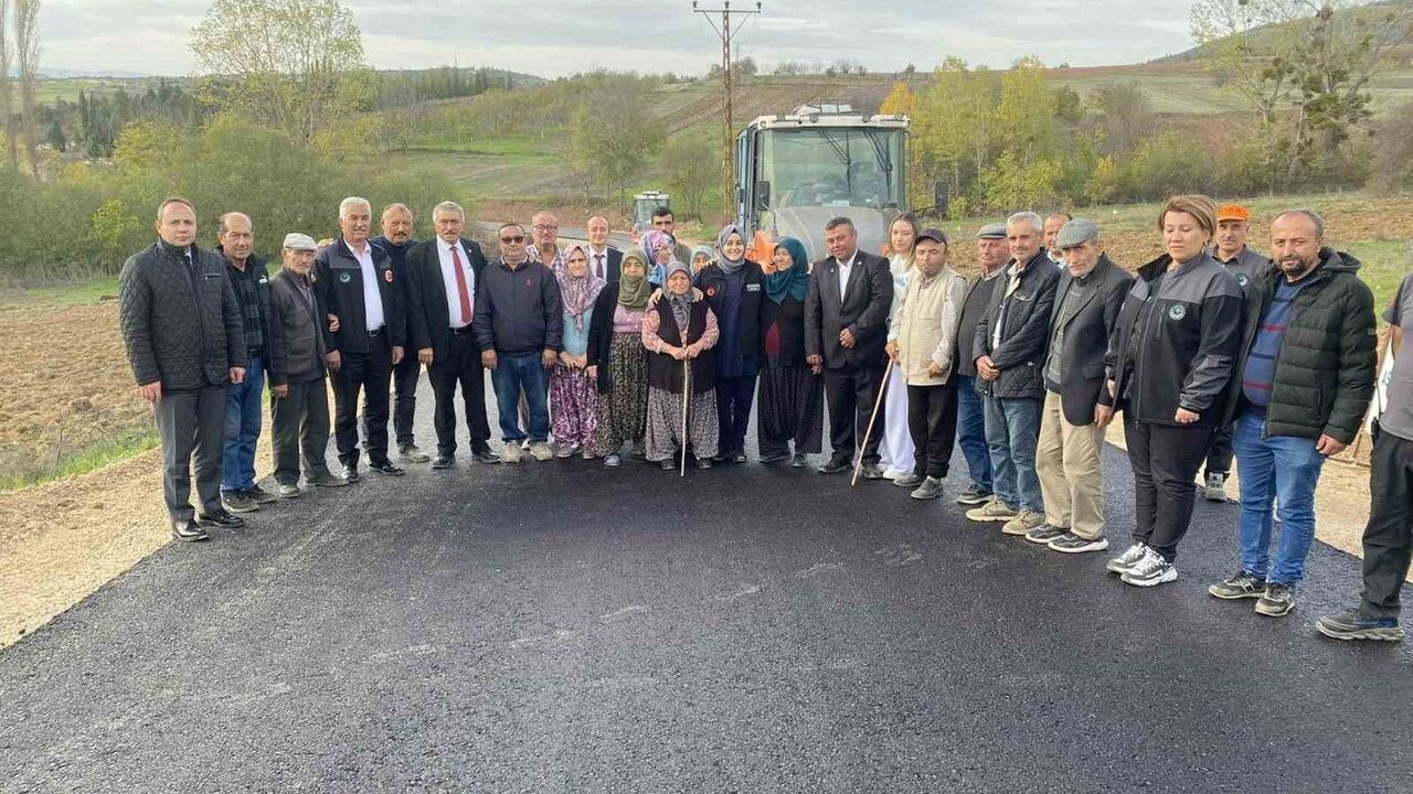 Kaymakam Feyza Nur Kılıç, Küçüksusuz–Büyüksusuz Arası Asfalt Çalışmasını İnceledi
