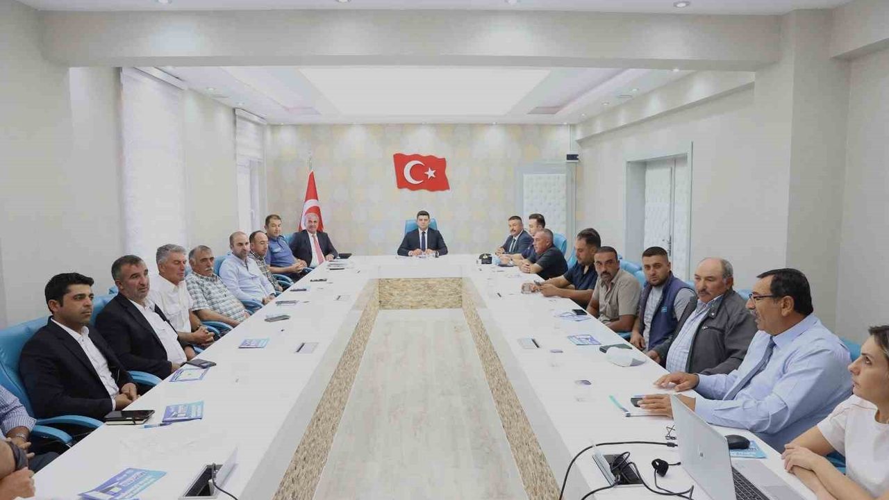 Kayseri'de 12 ilçede MUBİS tanıtımı: Muhtarlarla dijital iletişim güçlendiriliyor