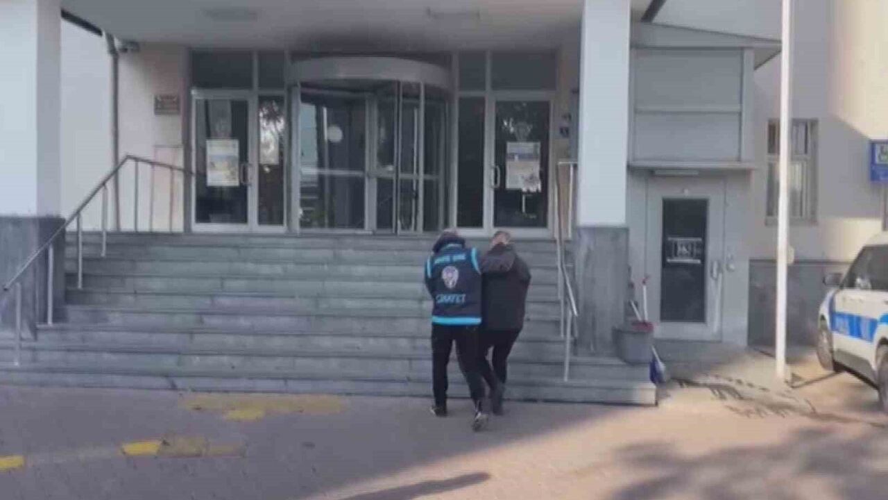 Kayseri'de 2 çocuk annesi Ebru Kekilli sokakta öldürüldü; şüpheli yakalandı