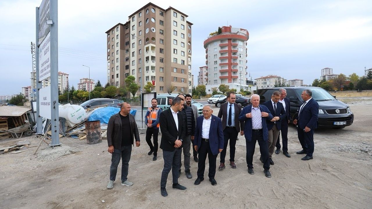 Kayseri Gökkent Mahallesi'nde 16 sınıflı ilkokul inşaatı incelendi