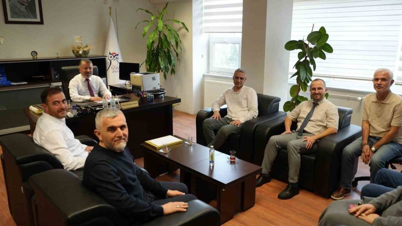 KBÜ Rektörü Kırışık, Bilgisayar ve Bilişim Bilimleri Fakültesinde İncelemelerde Bulundu