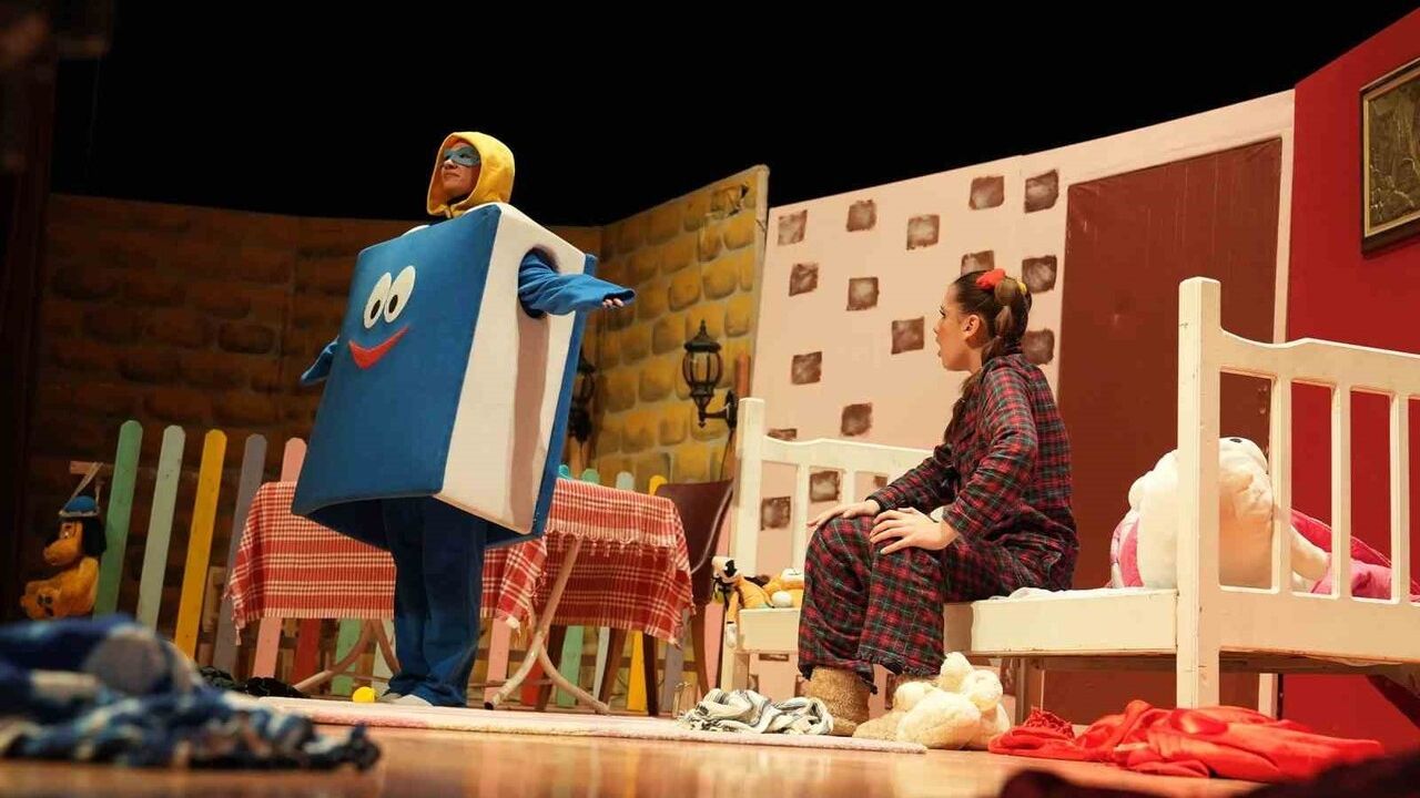 Keçiören Belediyesi'nden ara tatilde miniklere 'Tembel Ayşe' müzikali