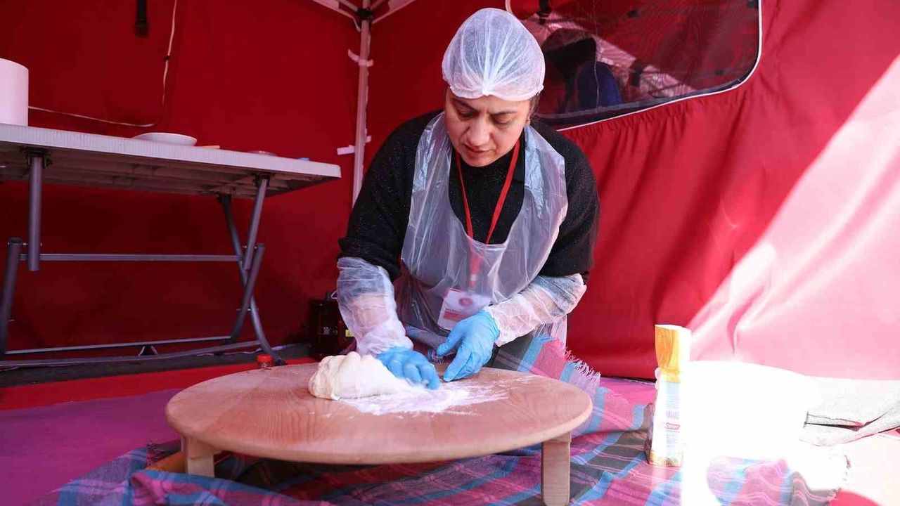 Keçiören'de 2. Geleneksel Serhat İlleri Yöresel Yemek Yarışması başladı