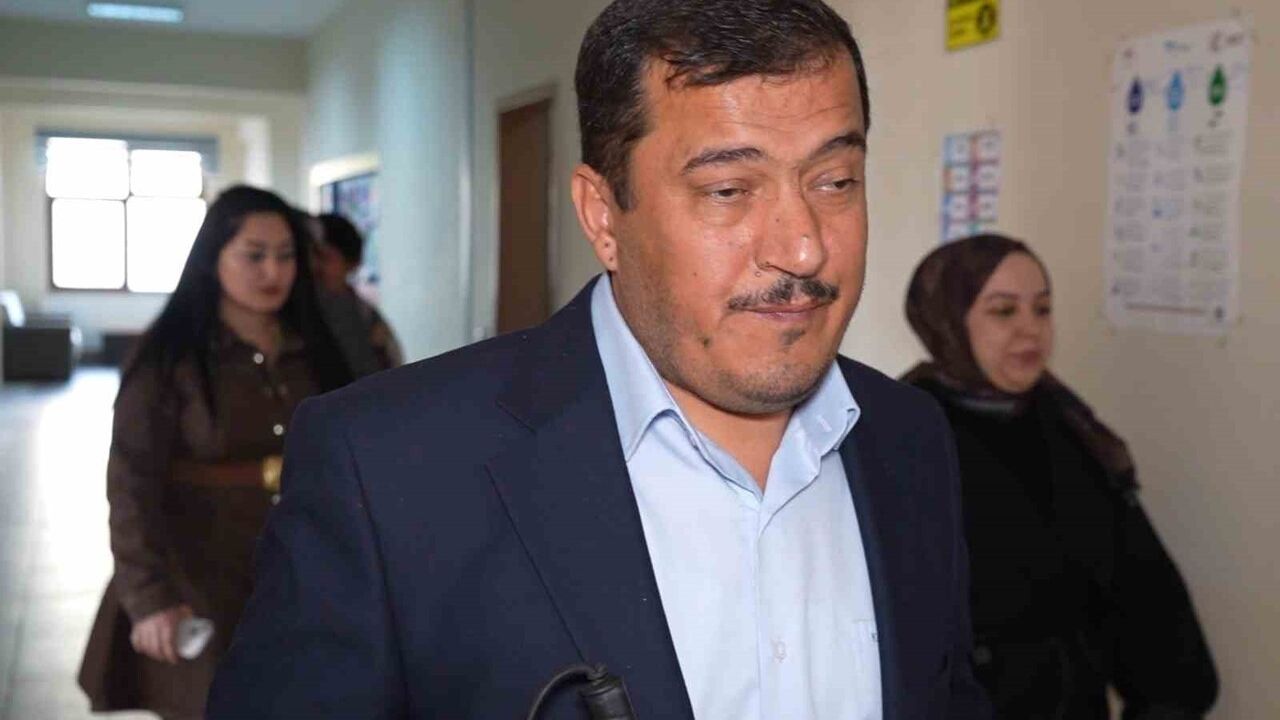 Kırıkkale'de görme engelli rehber öğretmen İsmail Üstün, 20 yıldır özel eğitimde rol model oluyor